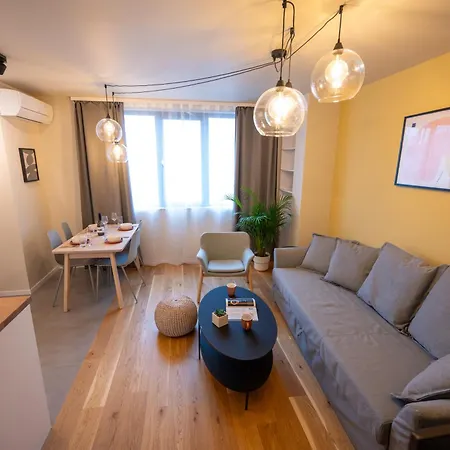 Apartment Design 1bdr Near Center Sofia