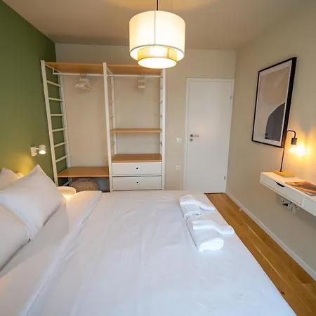 Apartment Design 1bdr Near Center