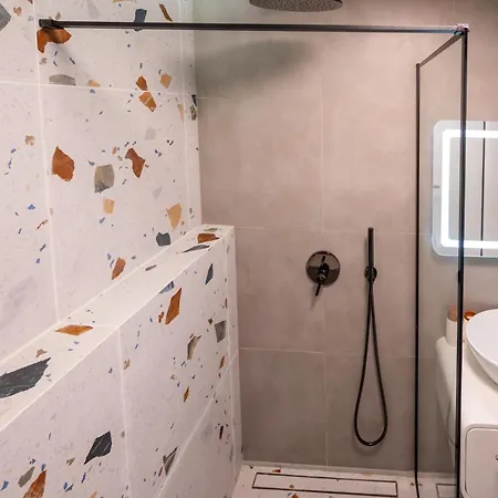Apartment Design 1bdr Near Center