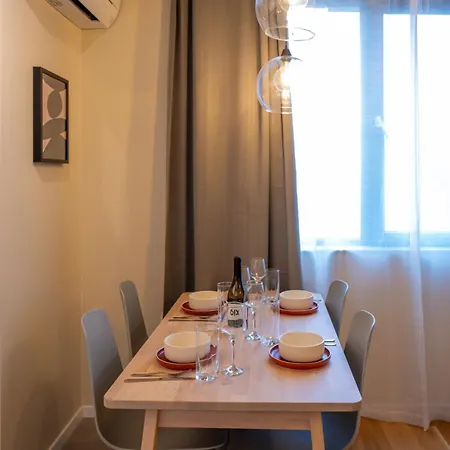 Apartment Design 1bdr Near Center *